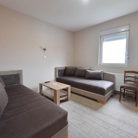Olimp Motel Kraljevo Kültér fotó